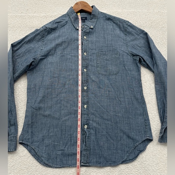 J. Crew Long Sleeve Button Down Shirt Denim Blue Size Large - Picture 3 of 4